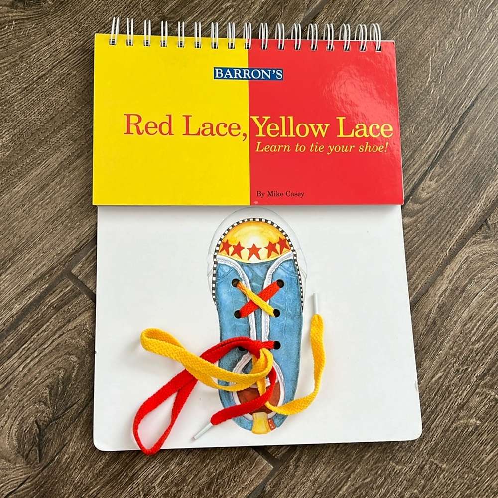 Learn to tie shoes BOOK